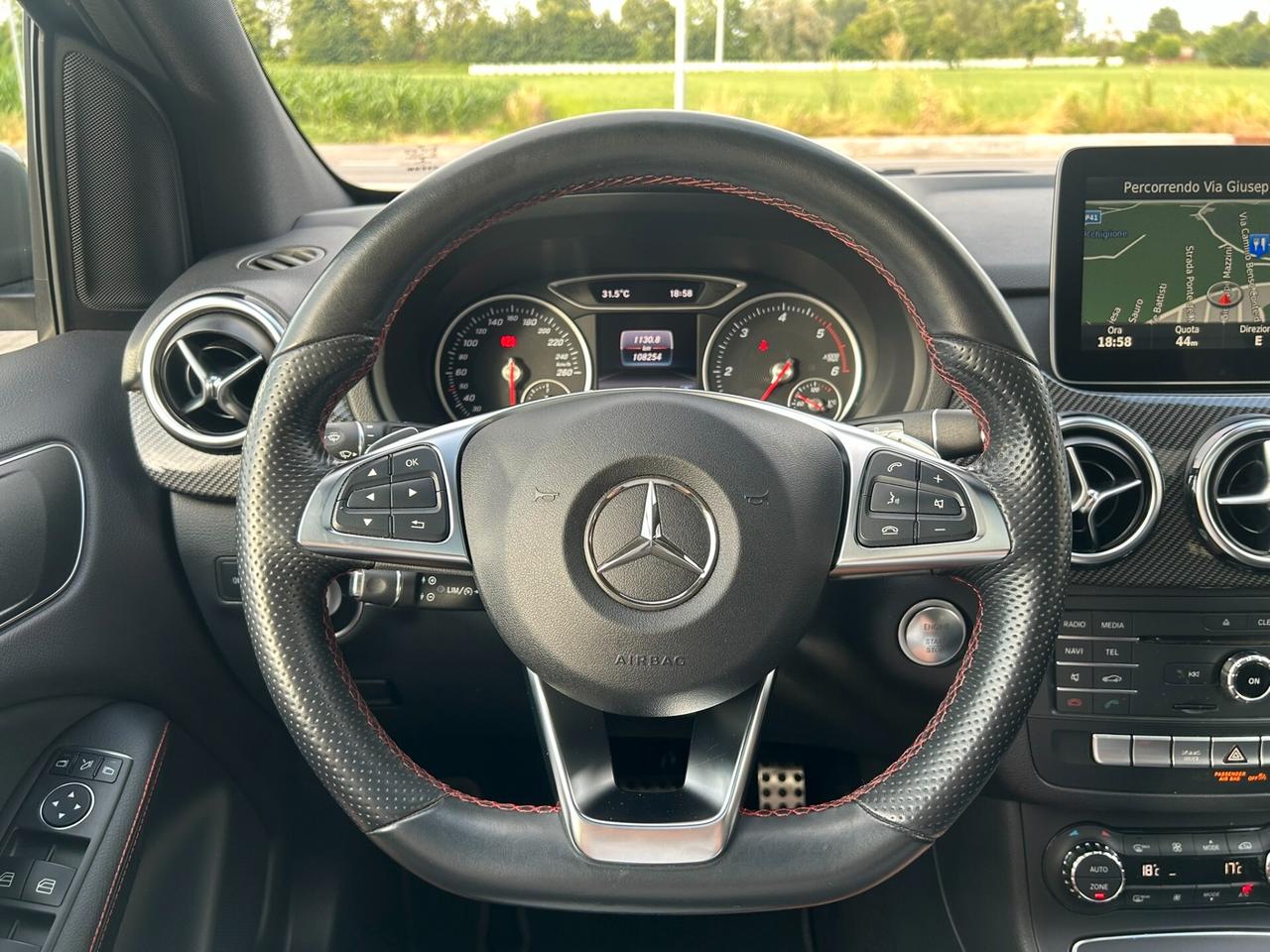 Mercedes-Benz B 200d 130CV Premium - PANORAMA
