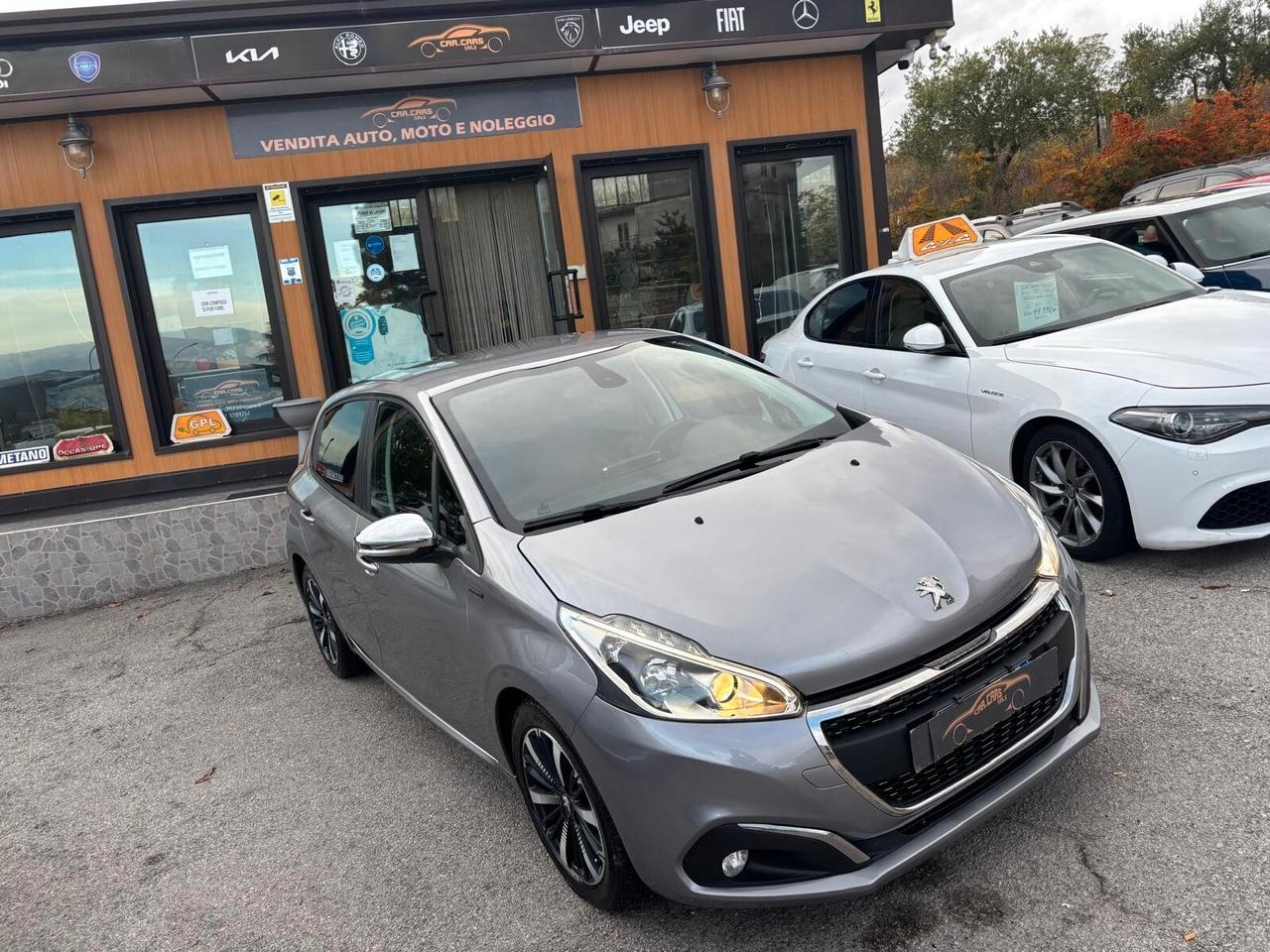 Peugeot 208 BlueHDi 100 S&S 5 porte Signature