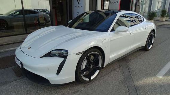 Porsche Taycan Turbo 4S