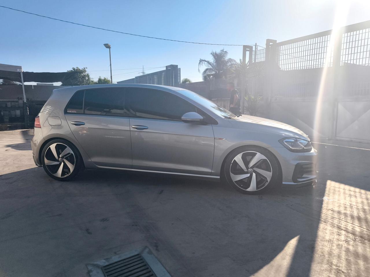 Volkswagen Golf GTI Performance 2.0 245 CV TSI DSG 5p. BMT