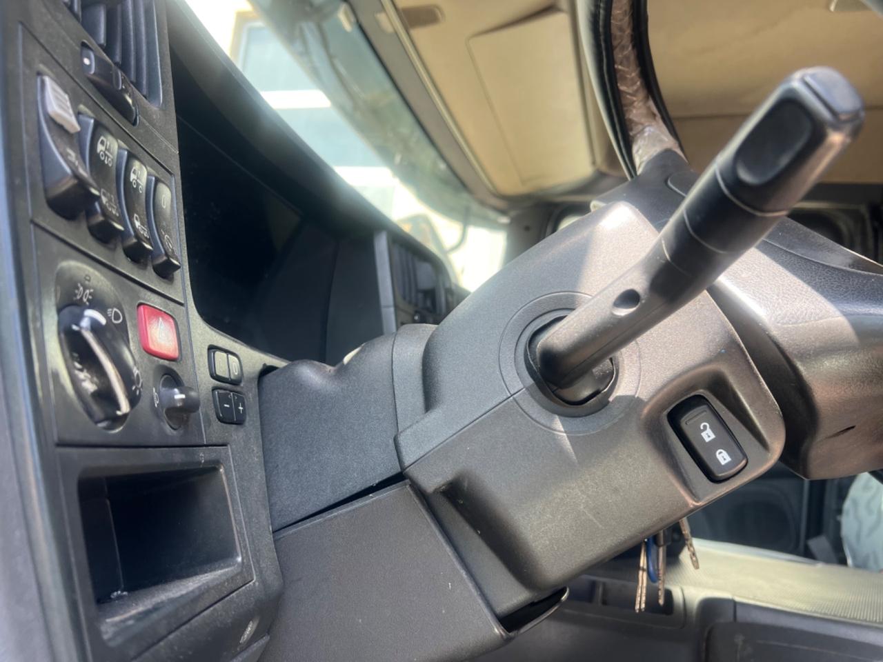 Motrice Scania P 230 Con Sponda Caricatrice Revisonato
