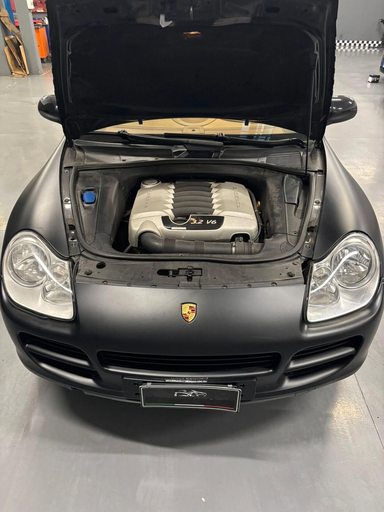 Porsche Cayenne 3.2 V6 cat