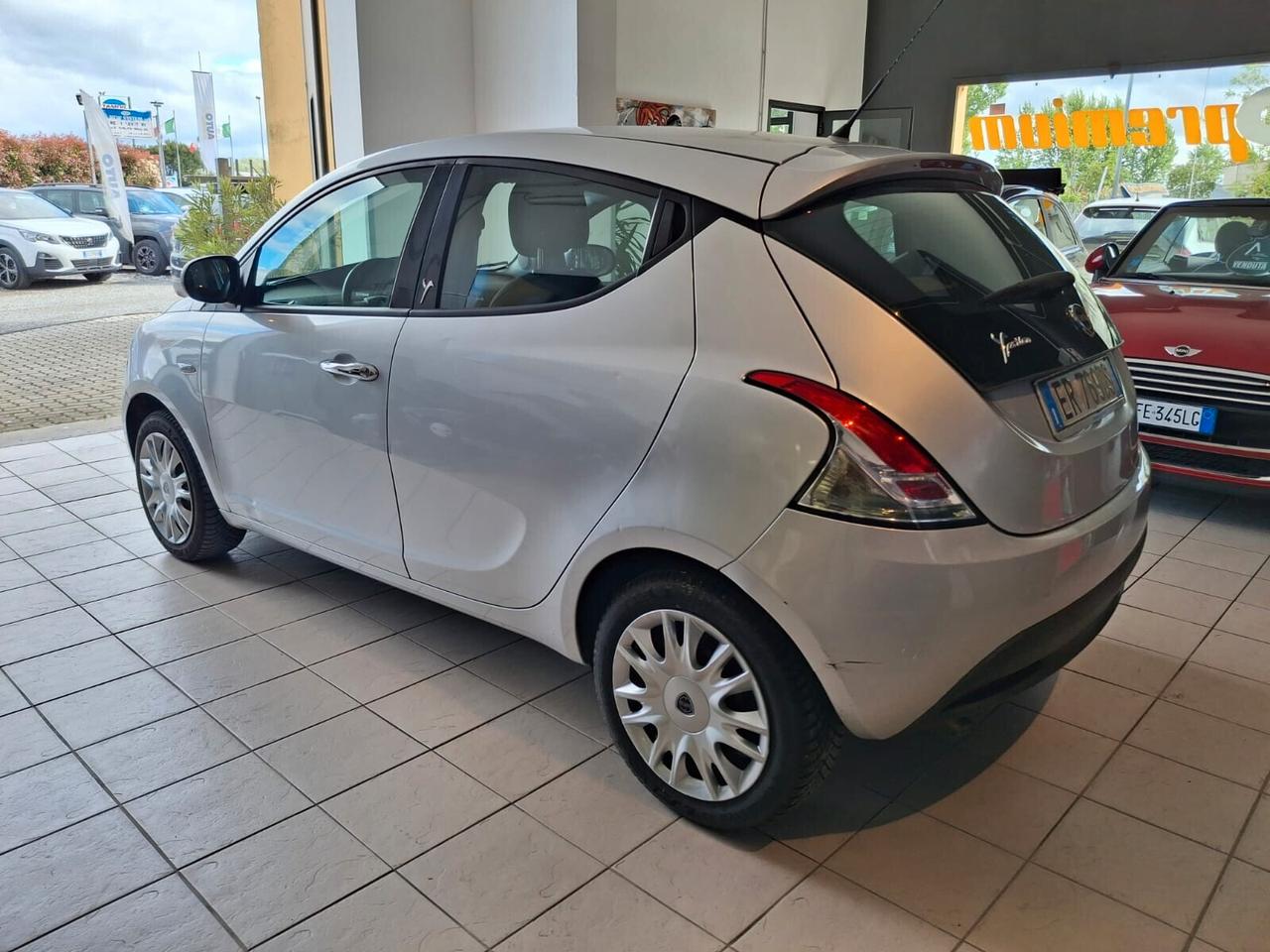 Lancia Ypsilon 1.3 MJT 16V 95CV 5 porte S&S Gold
