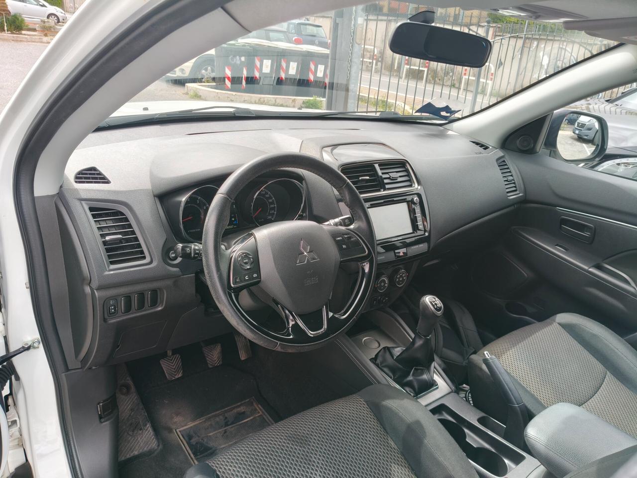 Mitsubishi ASX 1.6 2WD Instyle Navi unico proprietario