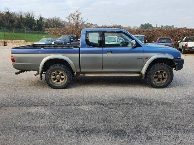 Mitsubishi L200 2.5 TDI 4WD 100CV Cabina Singola