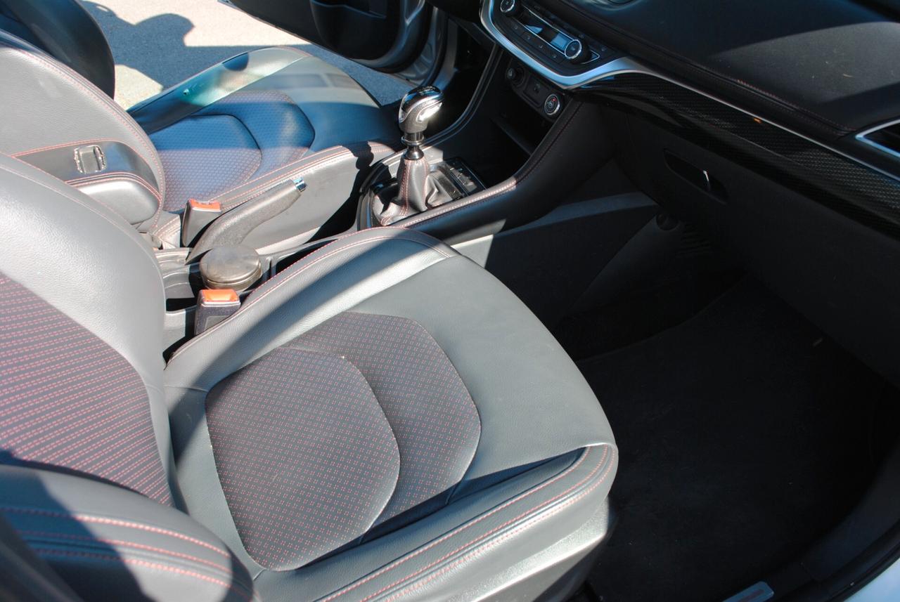 DR4 1.6 BENZ/GPL 114 CV