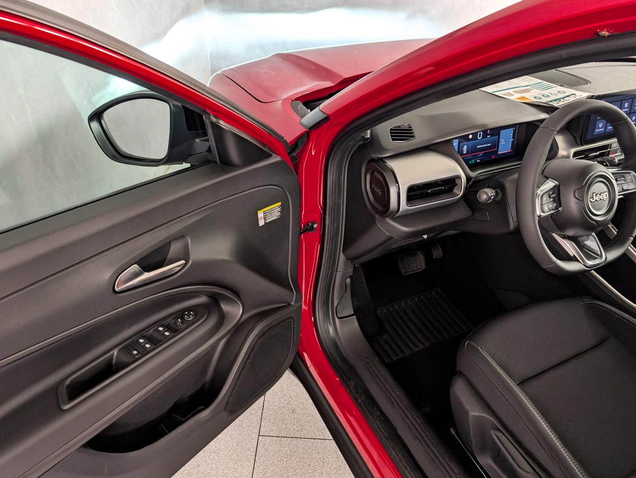 Jeep Avenger 1.2 Turbo E-Hybrid 110cv eDCT6 Altitude