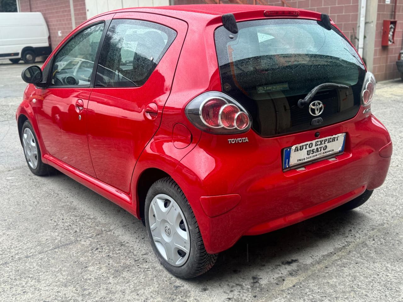 Toyota Aygo 1.0 12v 5 porte Now 2009