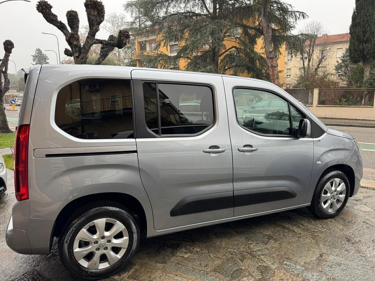 OPEL COMBO LIFE 1.5D 100cv ADV N1 NEOPAT IVA COMPRESA