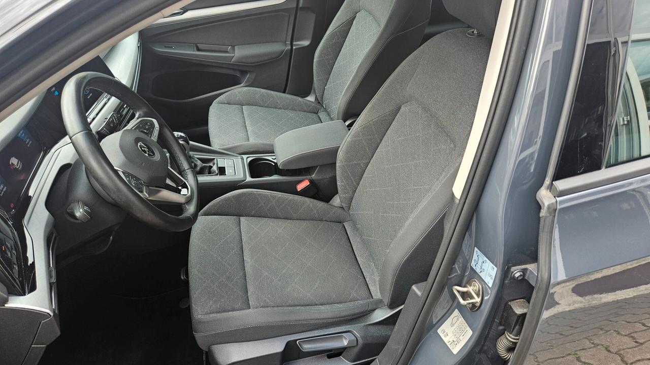 Volkswagen Golf 1.0 tsi evo Life 110cv ACC- NAVY-CARPLAY-