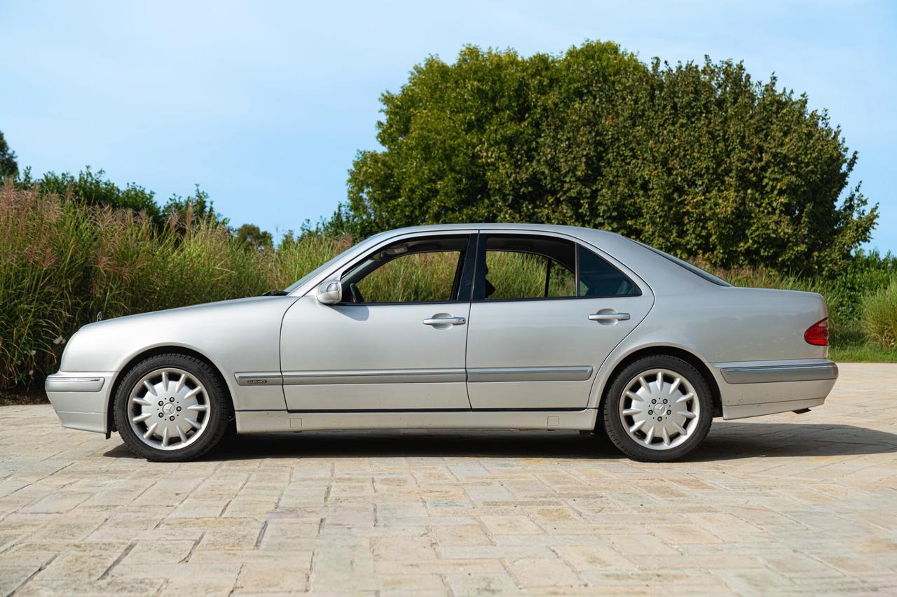 Mercedes-benz E 430 V8 - MER00314