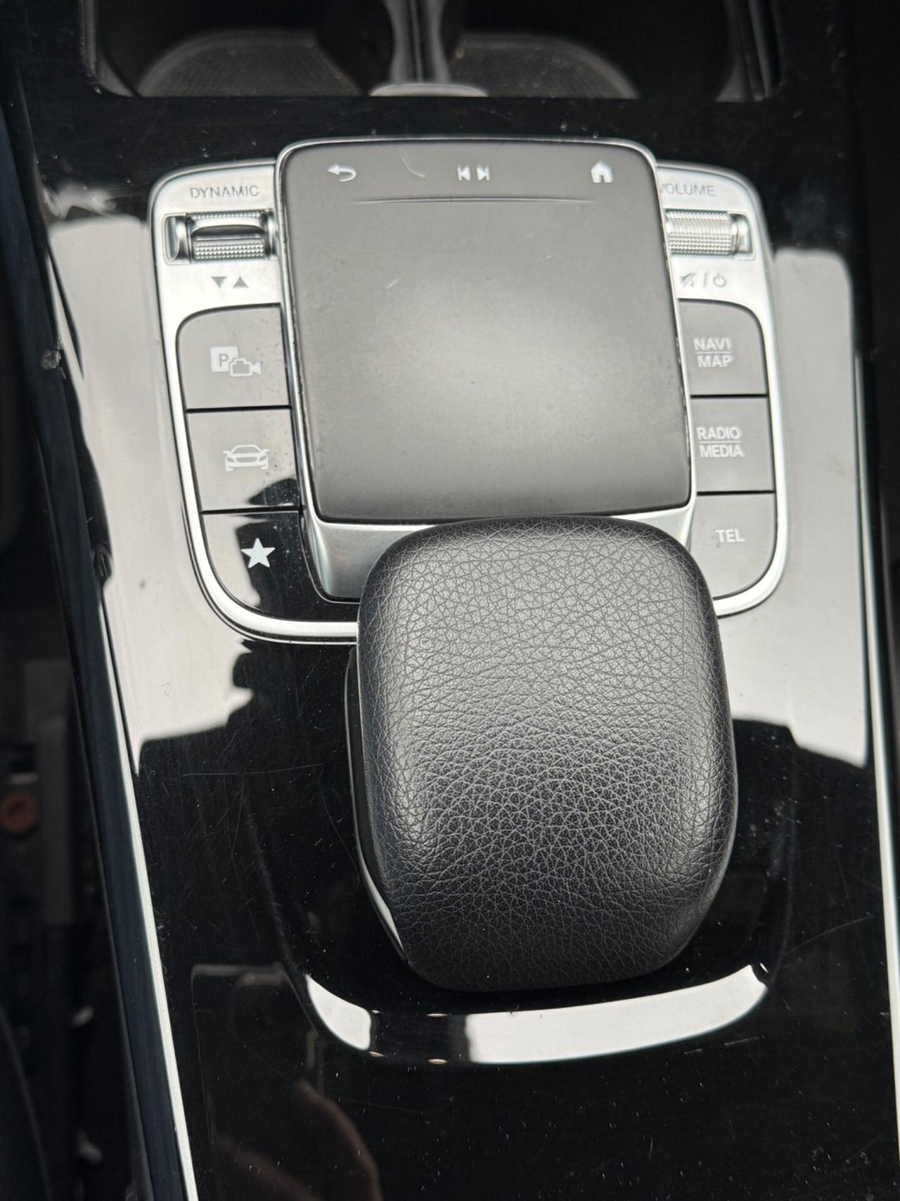 Mercedes-benz A 180 d Automatic Executive km cert.