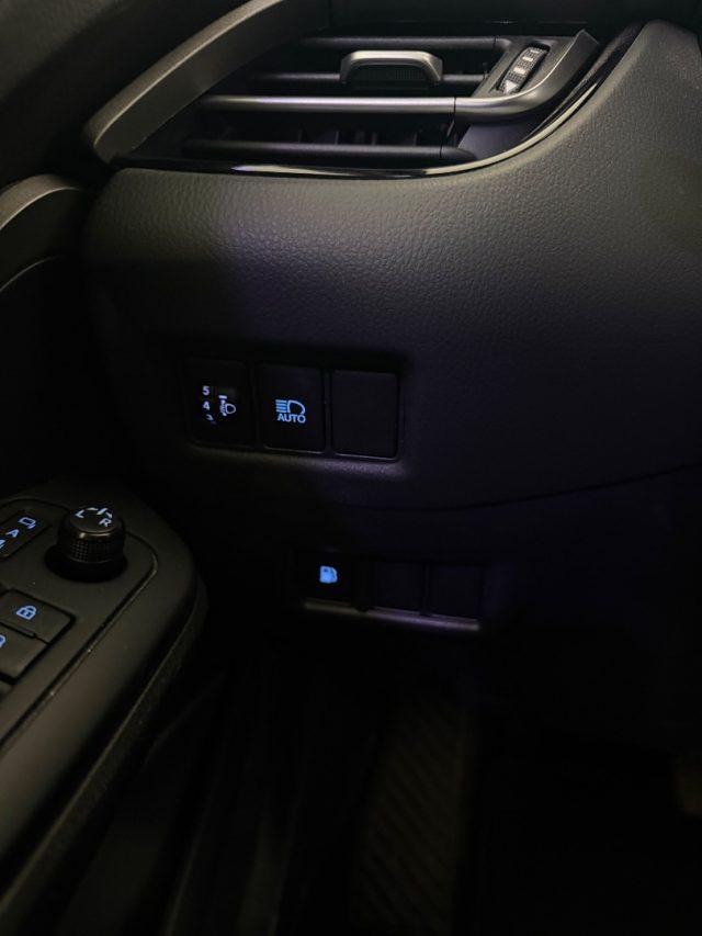 TOYOTA C-HR 1.8 Hybrid E-CVT GR Sport