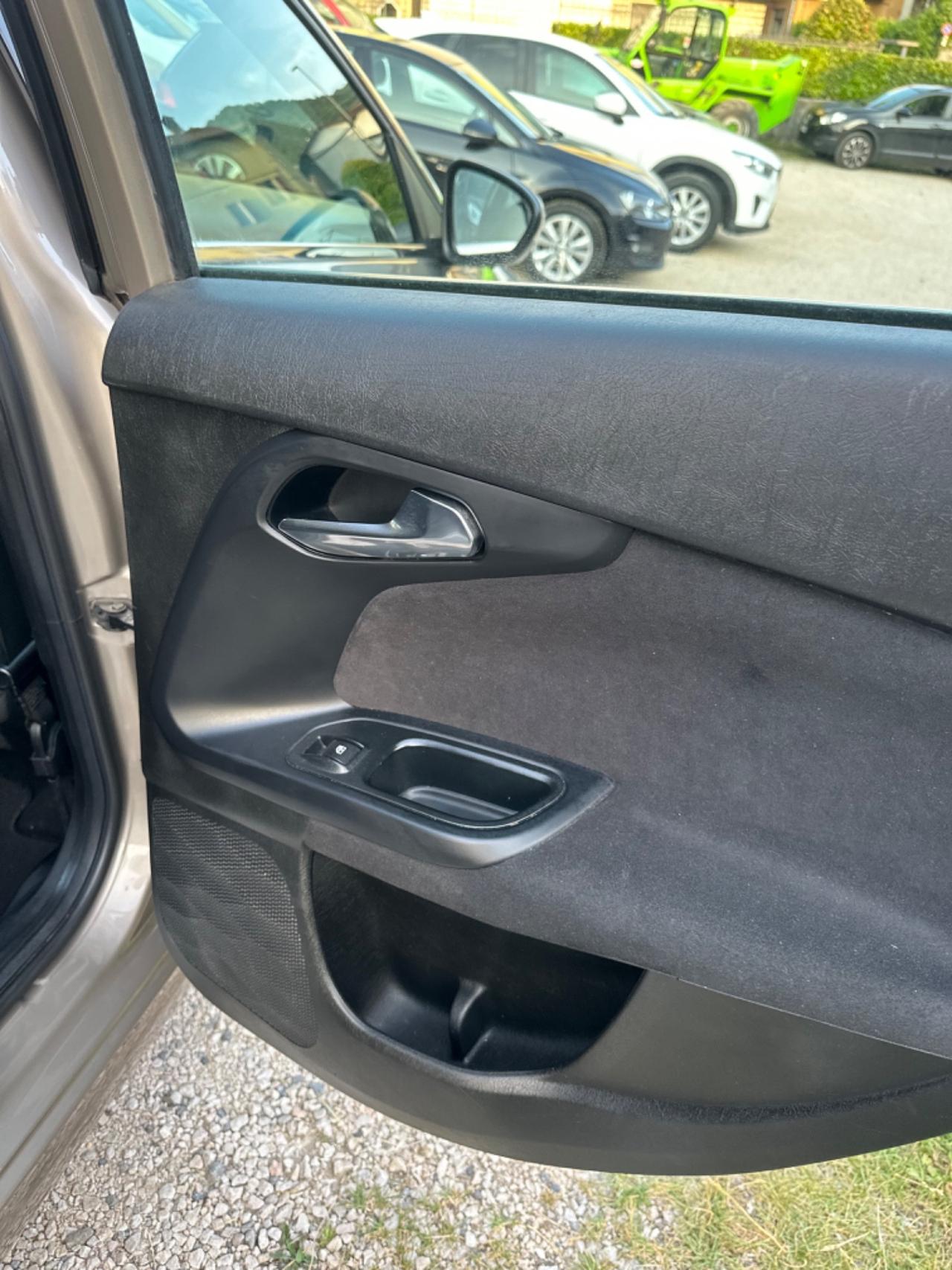 Fiat TIPO S&S SW LOUNGE FULLOPT KMCERT UNICOPR