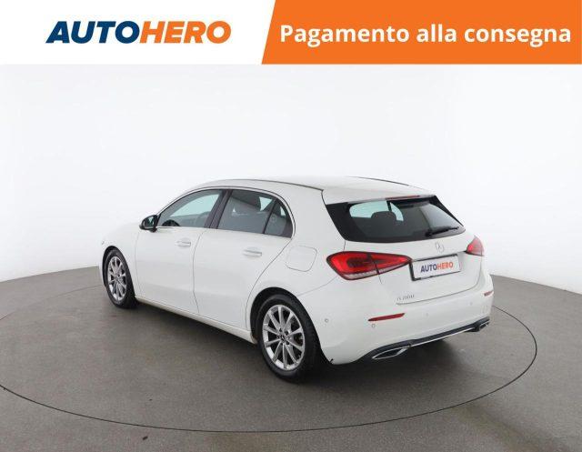 MERCEDES-BENZ A 200 Automatic Premium