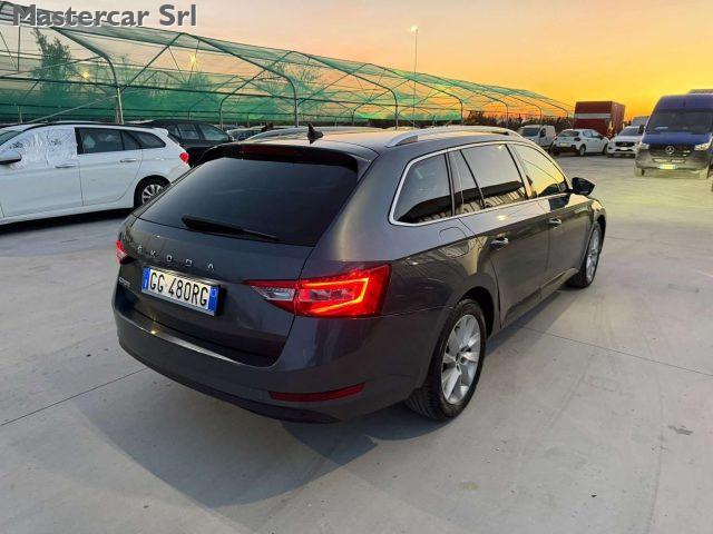 SKODA Superb Superb Wagon 2.0 tdi Executive 150cv dsg - GG480RG