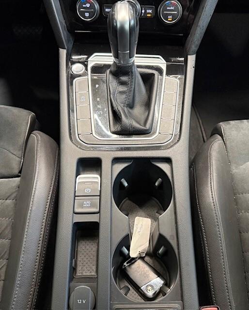 Volkswagen Passat Variant 2.0 tdi Highline 150cv dsg