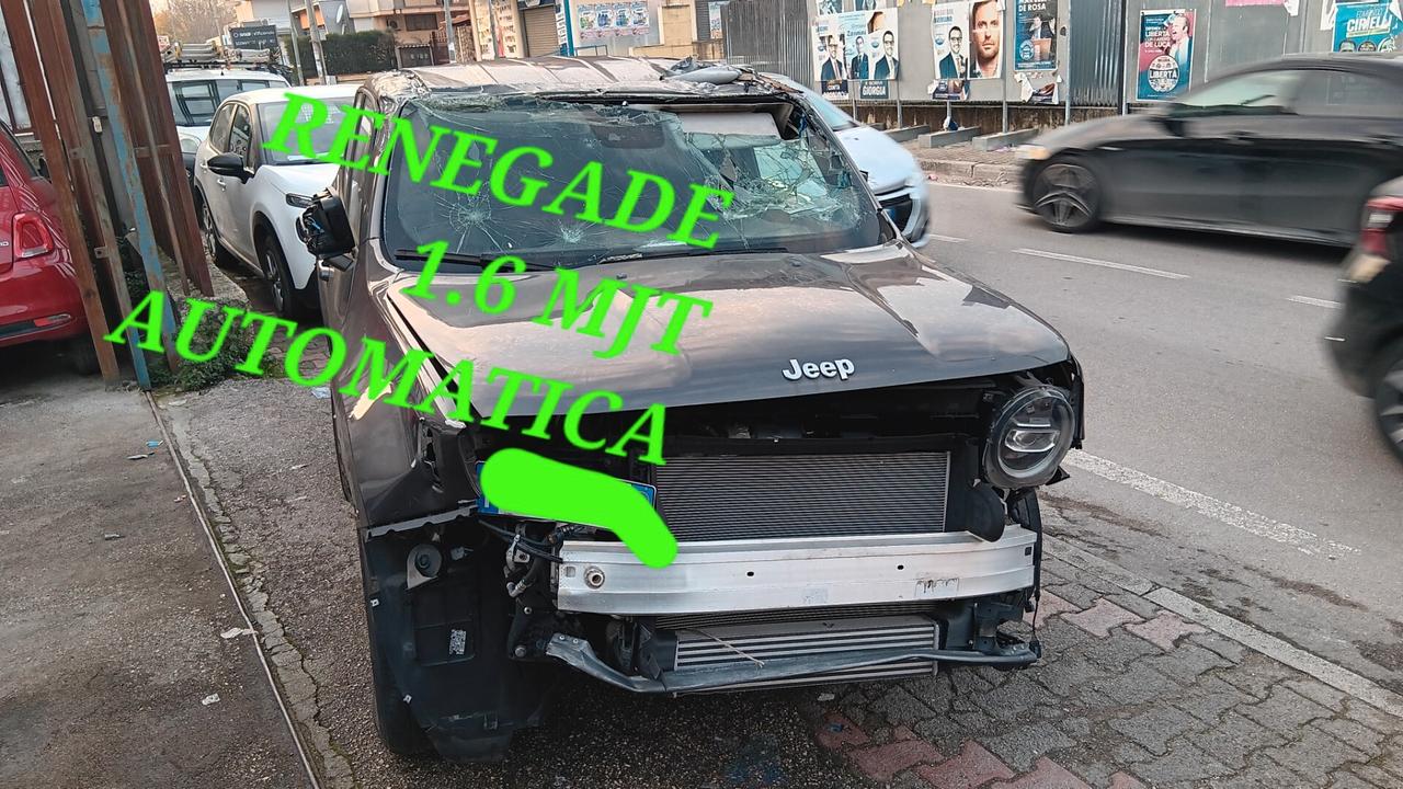Jeep Renegade incidentata sinistrata mondialcars 12.020