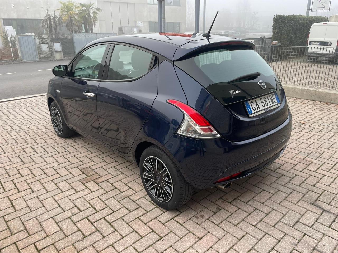 Lancia Ypsilon 1.2 69 CV 5 porte Platinum 51.000 km