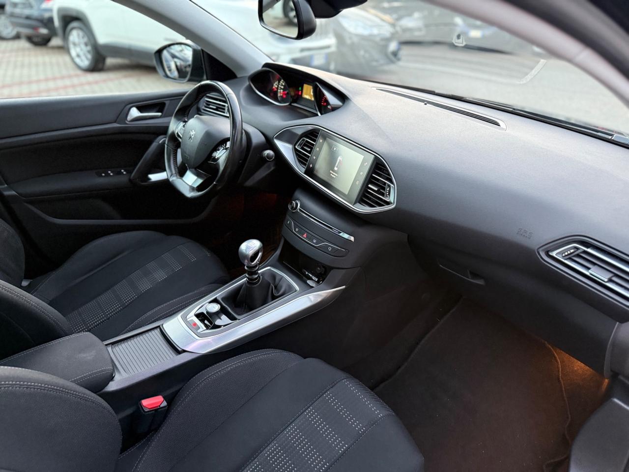 Peugeot 308 BlueHDi 120 Allure KM Certif