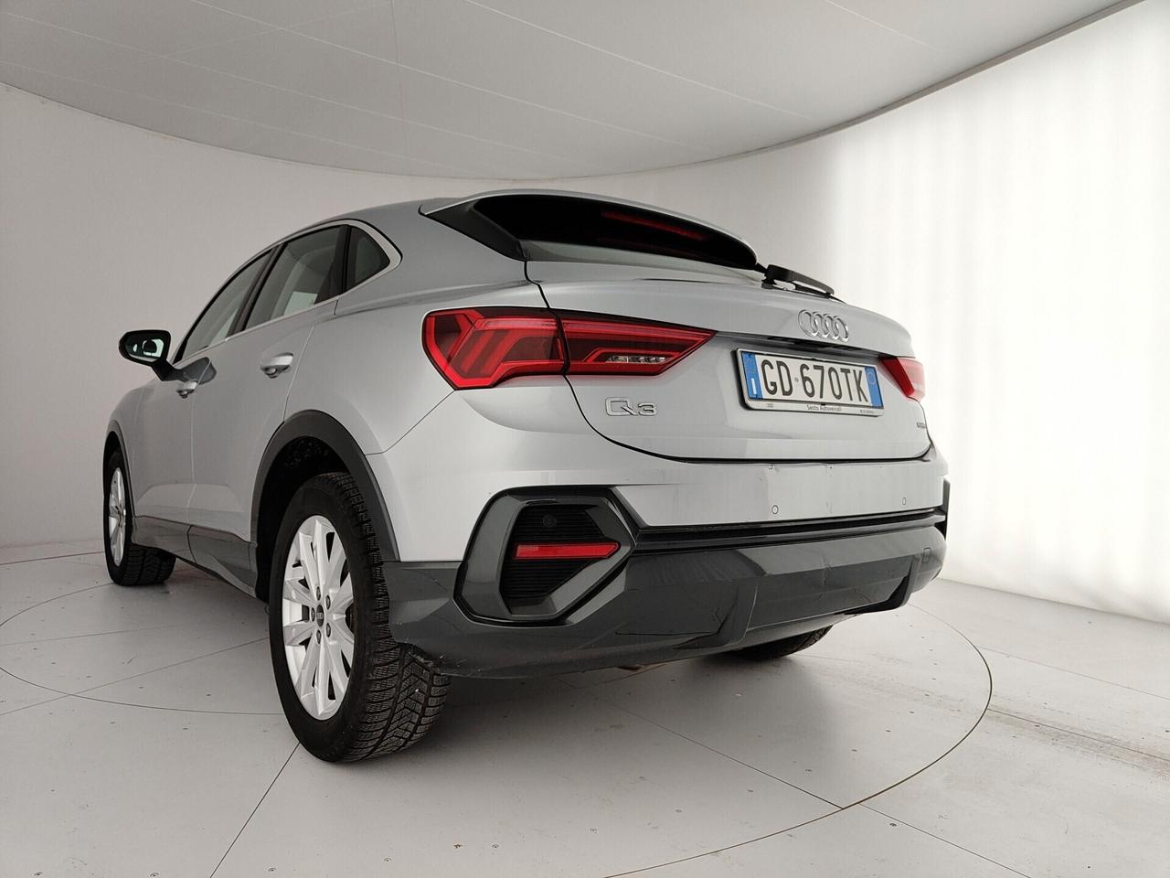 Q3 SPB 35 TDI quattro S tronic Business Plus