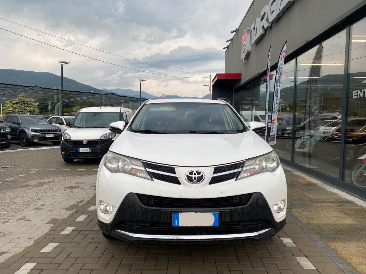 Toyota RAV4 5 Porte Rav4 2.0 d-4d Lounge 4wd 124cv mt