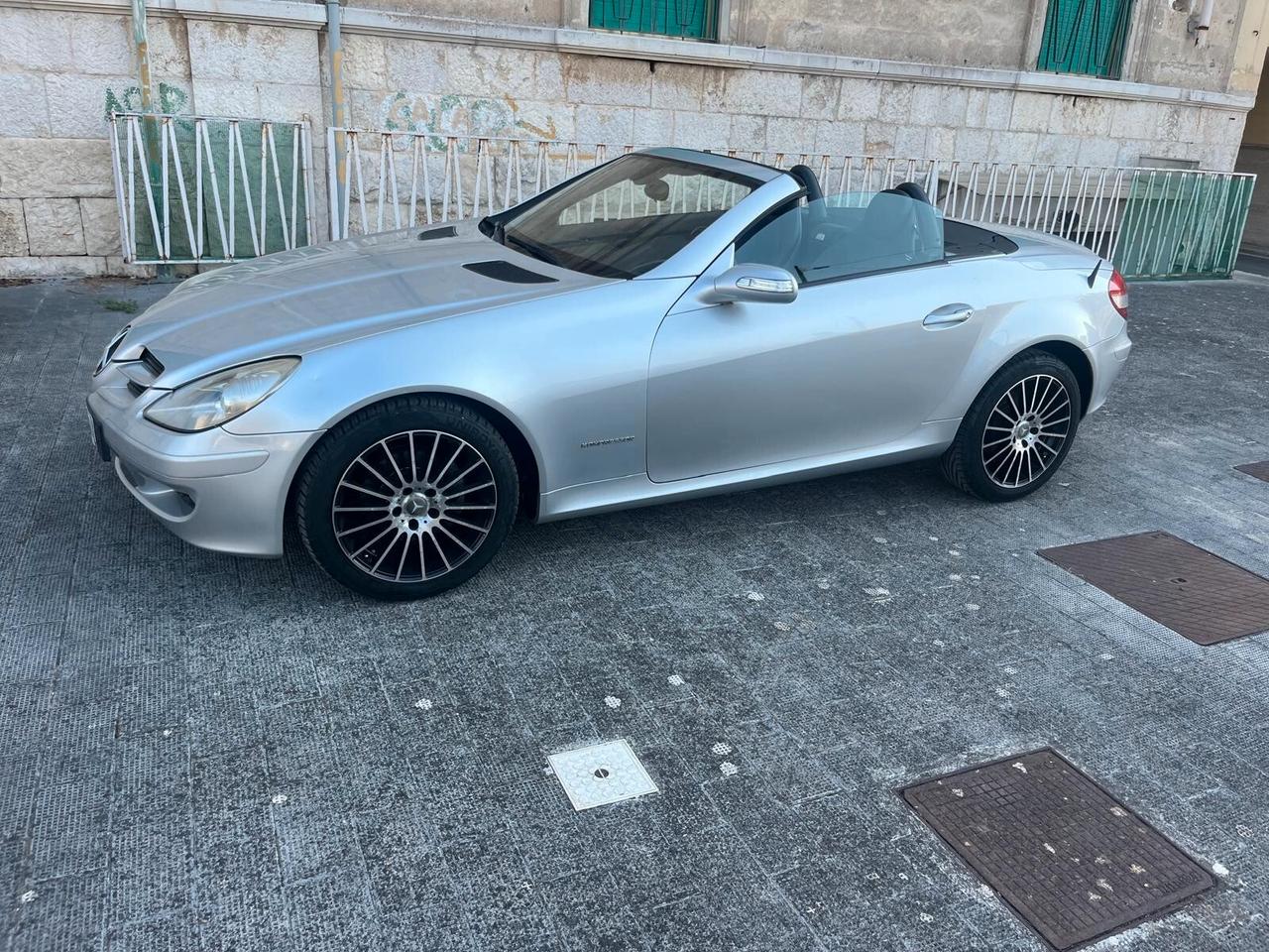 Mercedes-benz SLK 200 Kompressor Da Vetrina