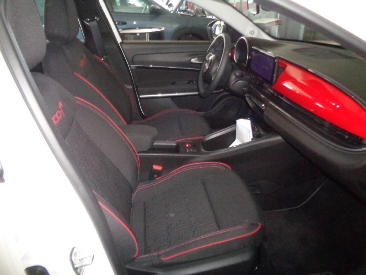 Fiat 600 54kWh Red