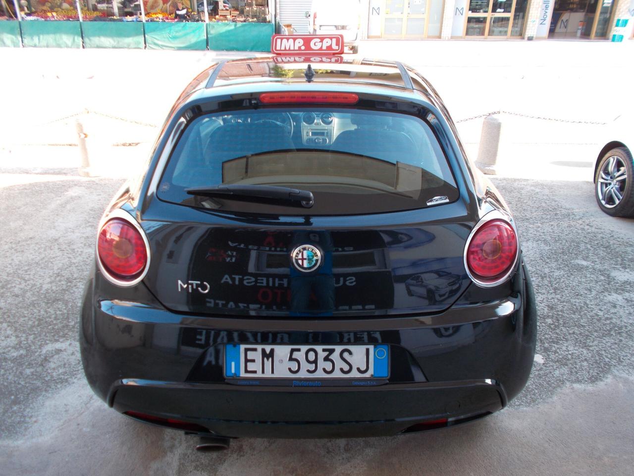 Alfa Romeo MiTo 1.4 T 120 CV GPL Distinctive Sport Pack