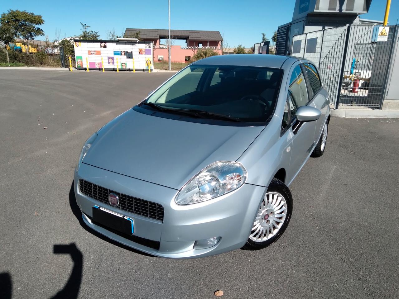 Fiat Grande Punto 1.4 77cv 5 porte Dynamic x neopatentati