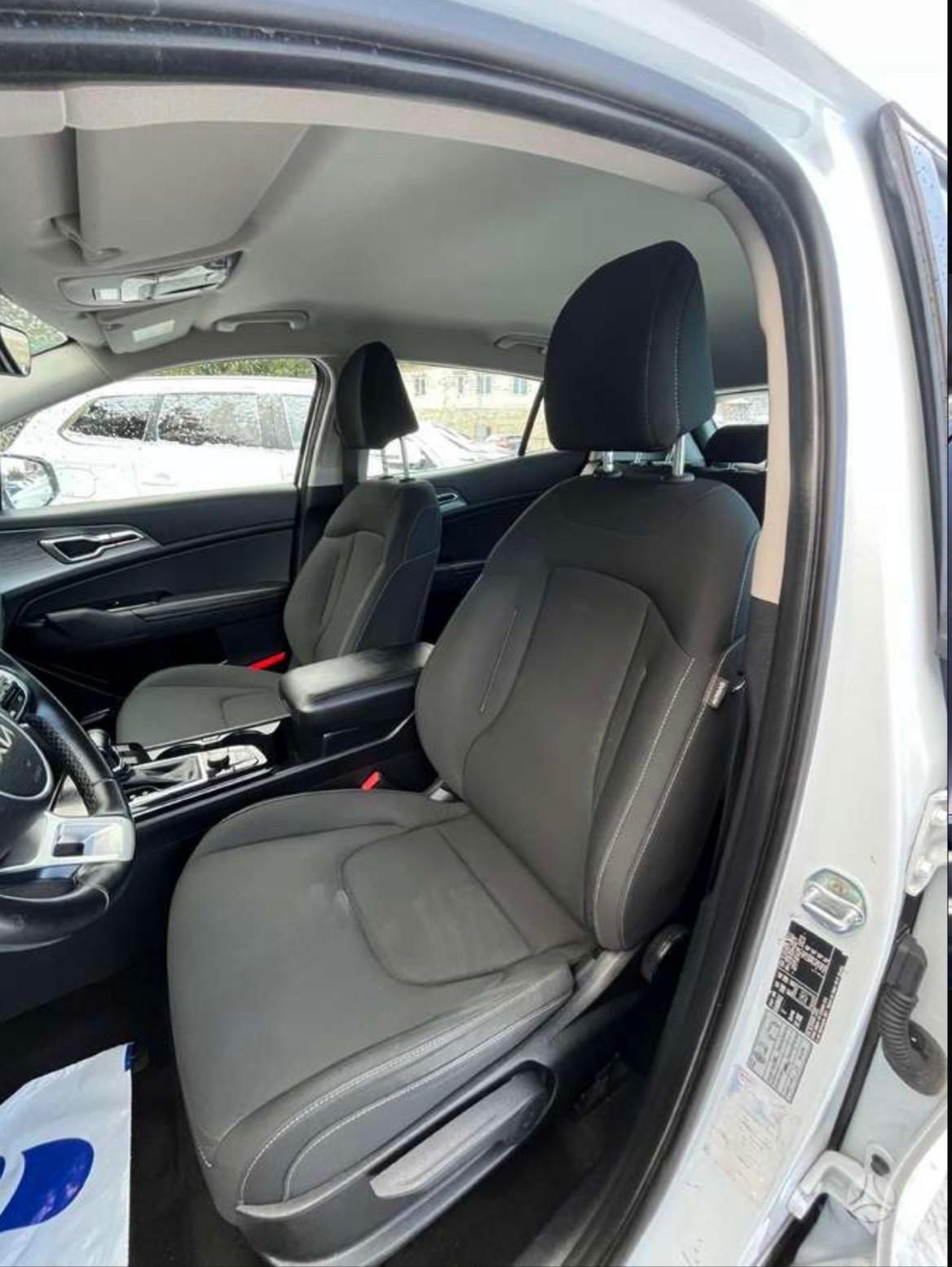 Kia Sportage 1.6 CRDi MHEV DCT Business