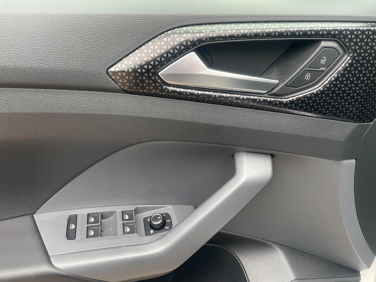 Volkswagen T-Cross 1.0 TSI 110 CV DSG Advanced