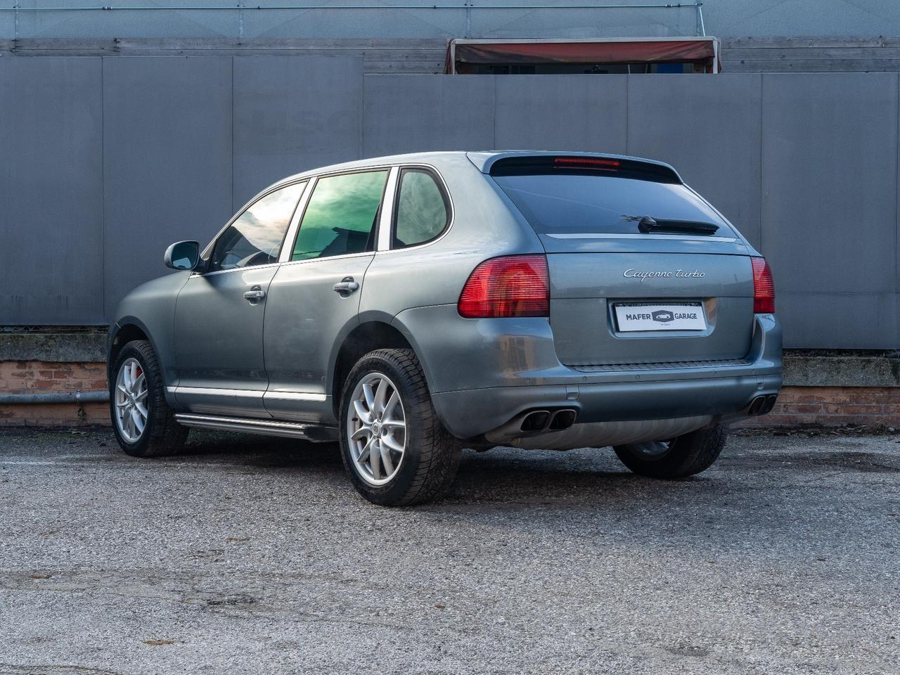 Porsche Cayenne 4.5 cat Turbo