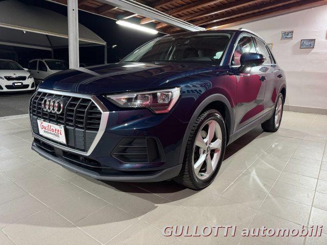 AUDI Q3 2.0 TDI 150 CV S-tronic Business