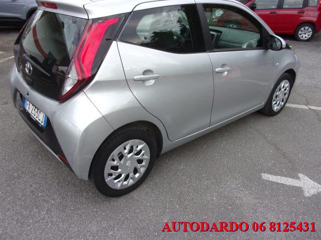 TOYOTA Aygo 1.0 VVT-i 69 CV 5 porte x-business MMT
