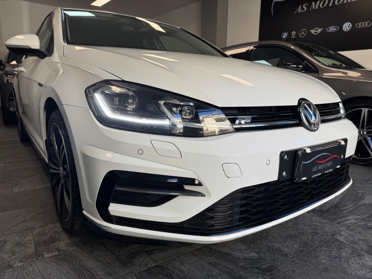 VOLKSWAGEN GOLF 7.5 2.0 TDI 150 CV DSG R-LINE