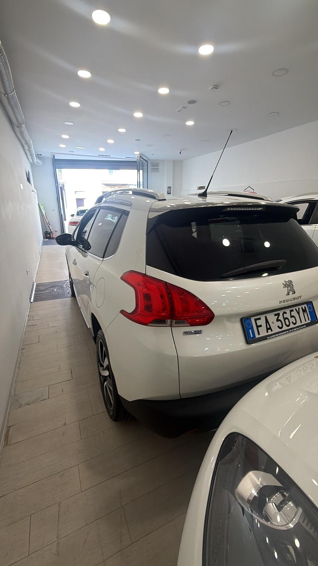 Peugeot 2008 BlueHDi 120 S&S Black Matt Limited Edition