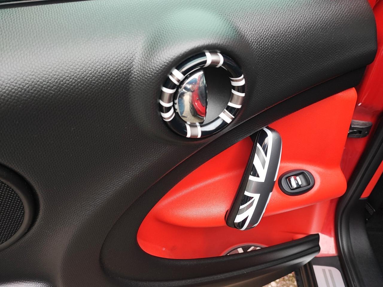 Mini Cooper Countryman 1.6 One KM 86.000