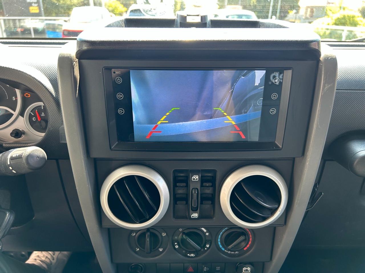 Jeep Wrangler Unlimited 2.8 CRD DPF Sahara Auto
