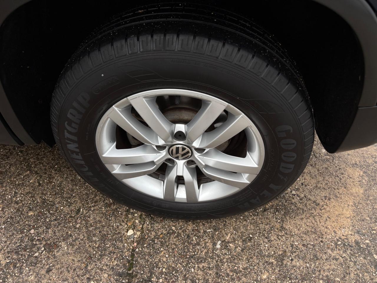 Volkswagen Tiguan 2.0 TDI. Garanzia 12 mesi
