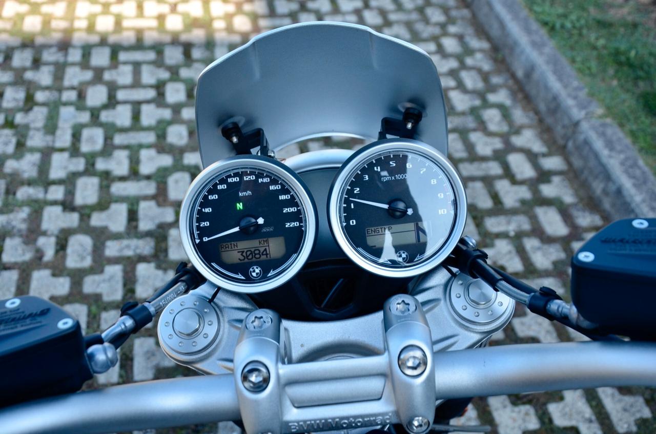 BMW R 12 NINET SCRAMBLER, AKRAPOVIČ