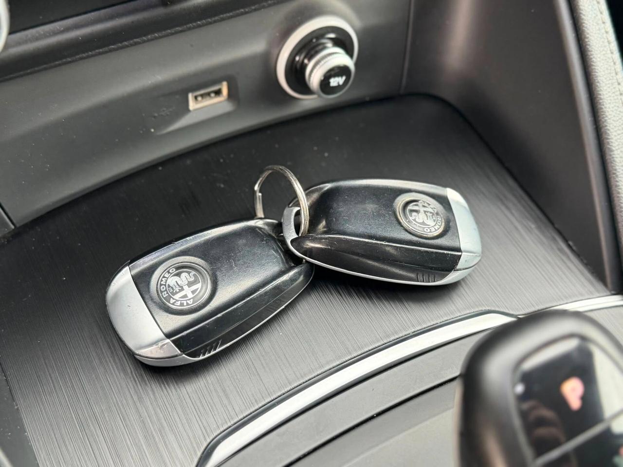 Alfa Romeo Stelvio 2.2 Turbodiesel 210 CV AT8 Q4 B-Tech