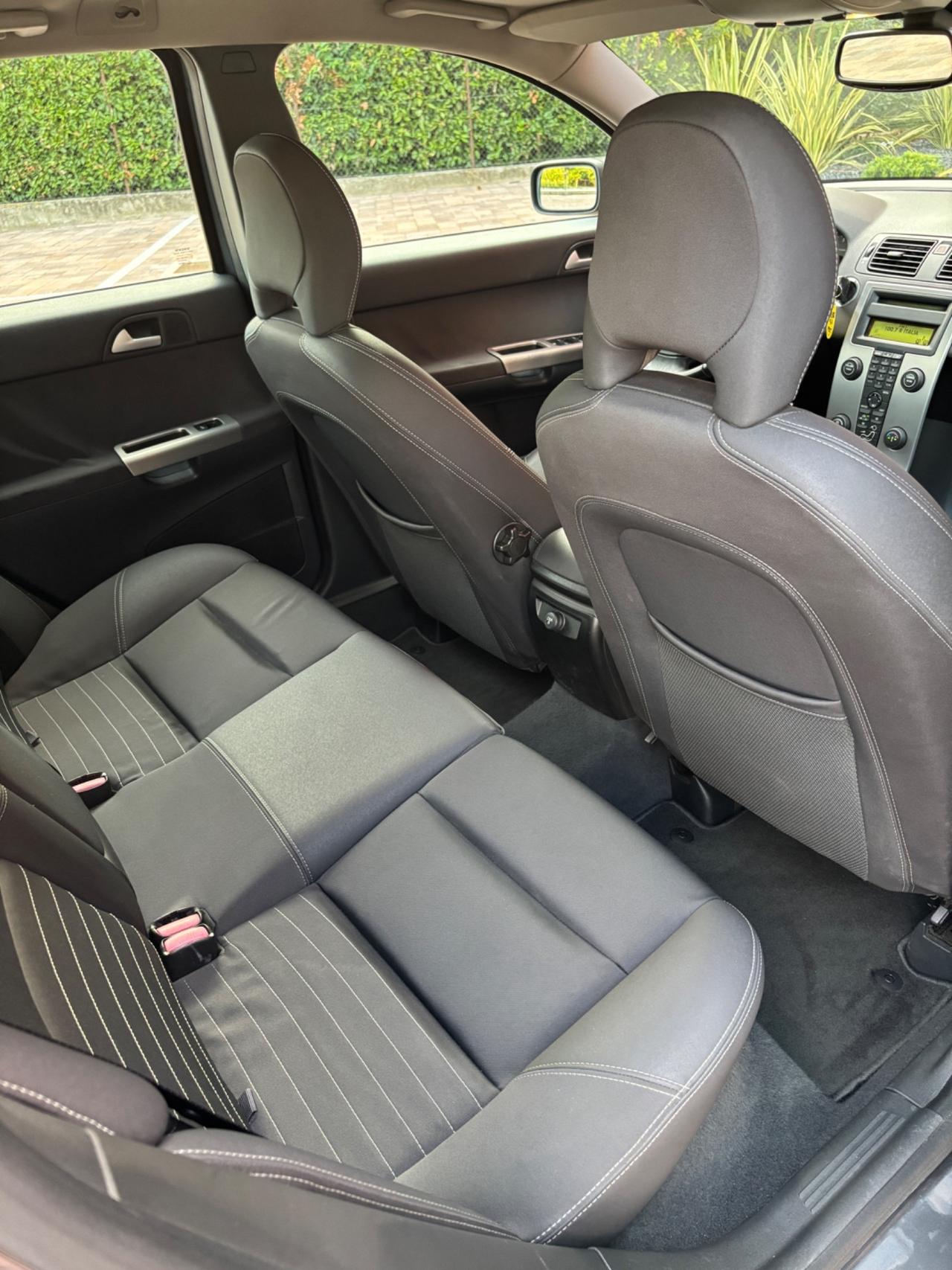 Volvo V50 1.6 D cat Momentum