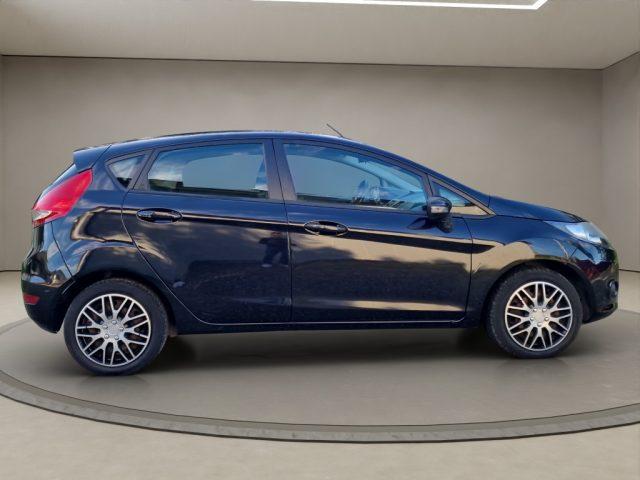 FORD Fiesta 1.4 TDCi 68CV 5 porte Titanium