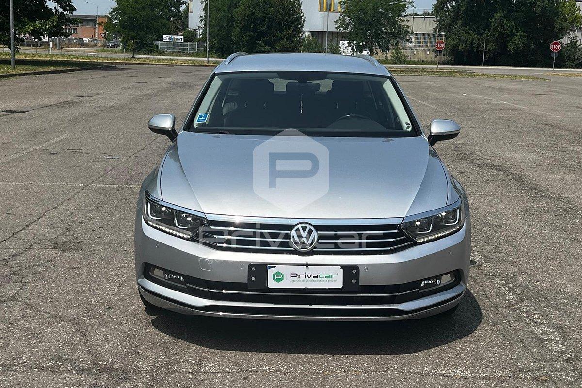 VOLKSWAGEN Passat Variant 2.0 TDI DSG Executive BlueMotion Tech.