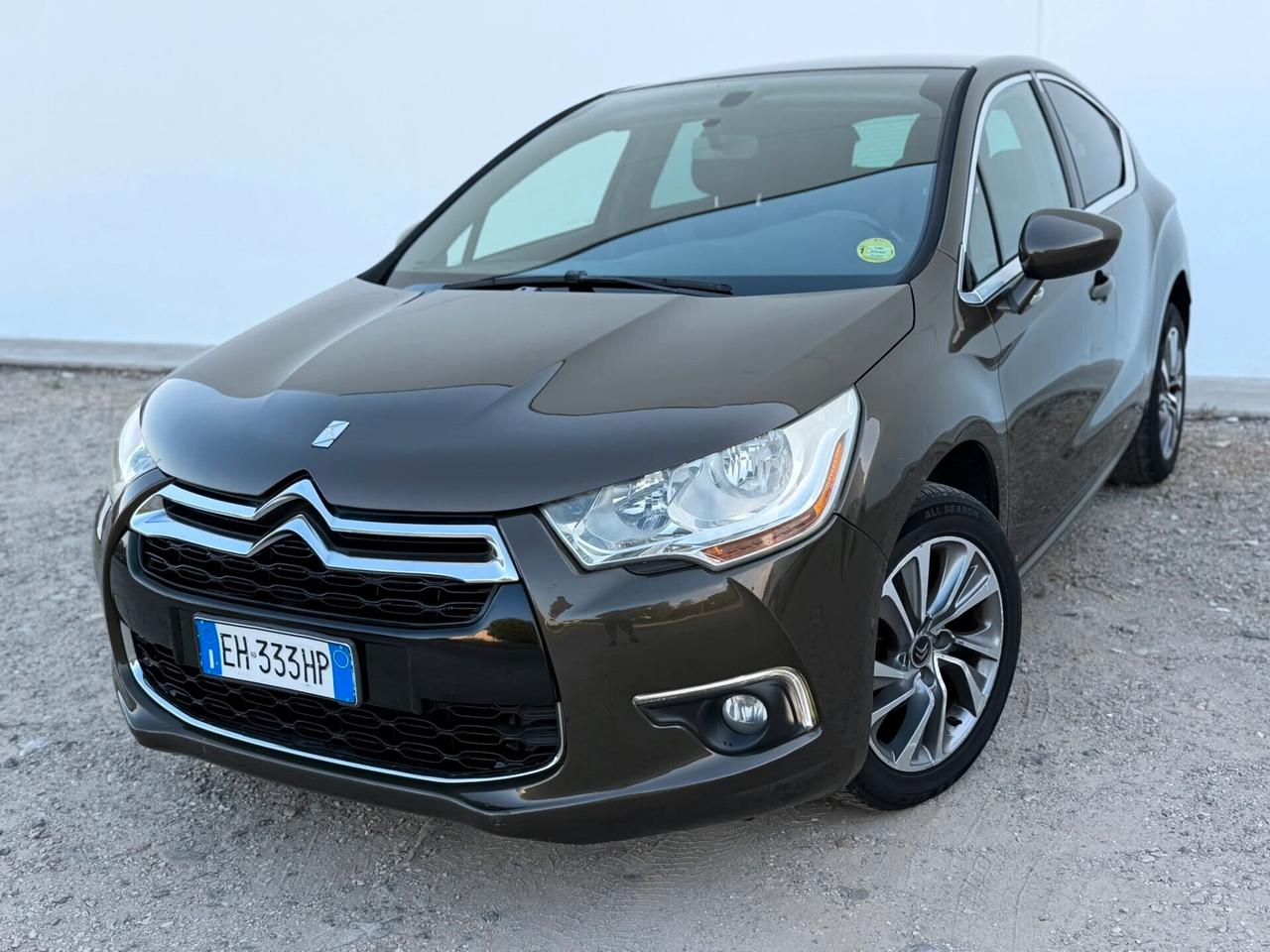 DS4 1.6 e-HDi Berlina 110cv 145000KM