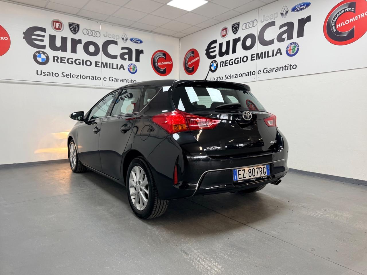 Toyota Auris 2.0 D-4D 124cv 05/2015 Neopatentati Euro 5B
