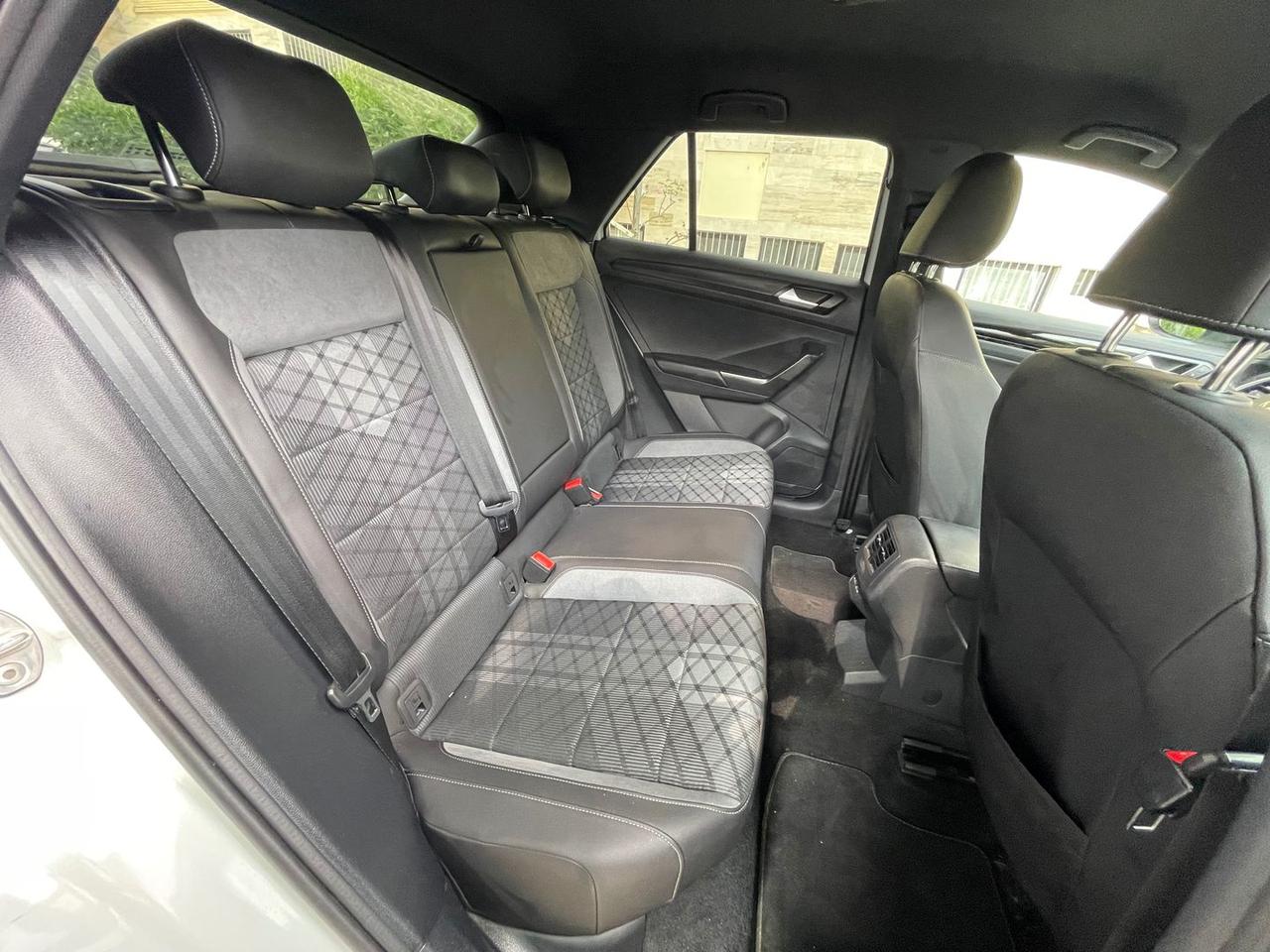 Volkswagen T-Roc R Line 2.0 TDI #5785