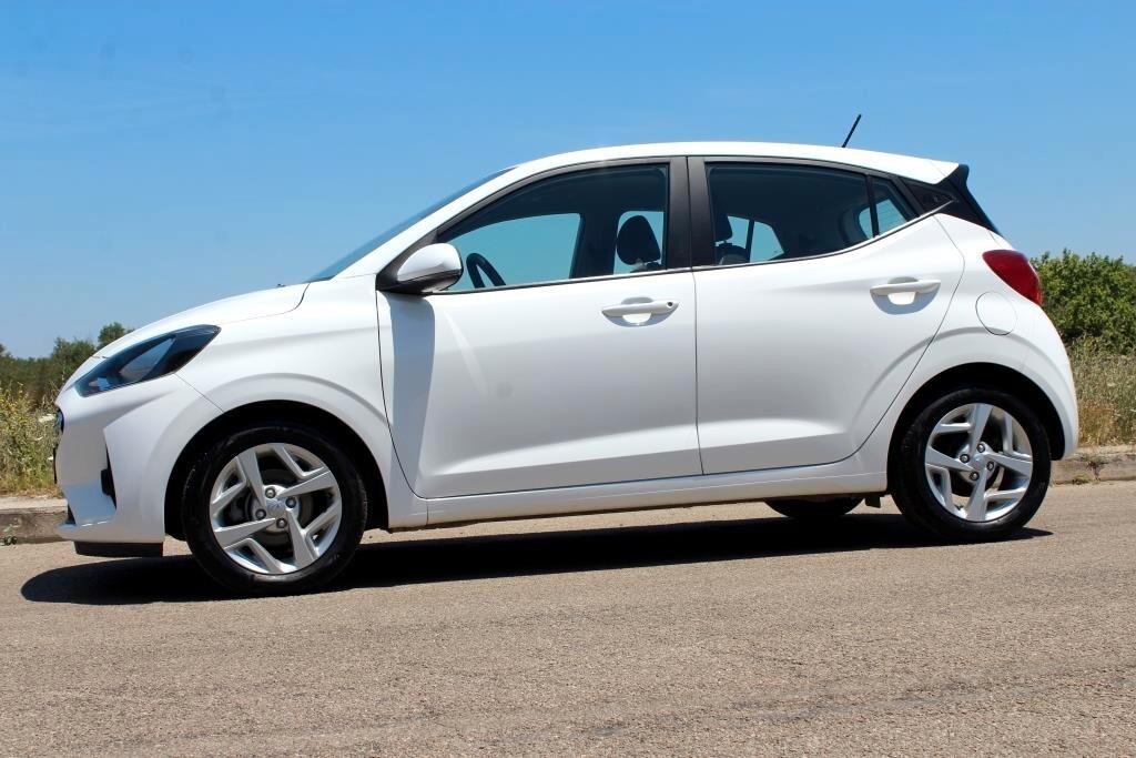 HYUNDAI i10 1.0 MPI *Carplay