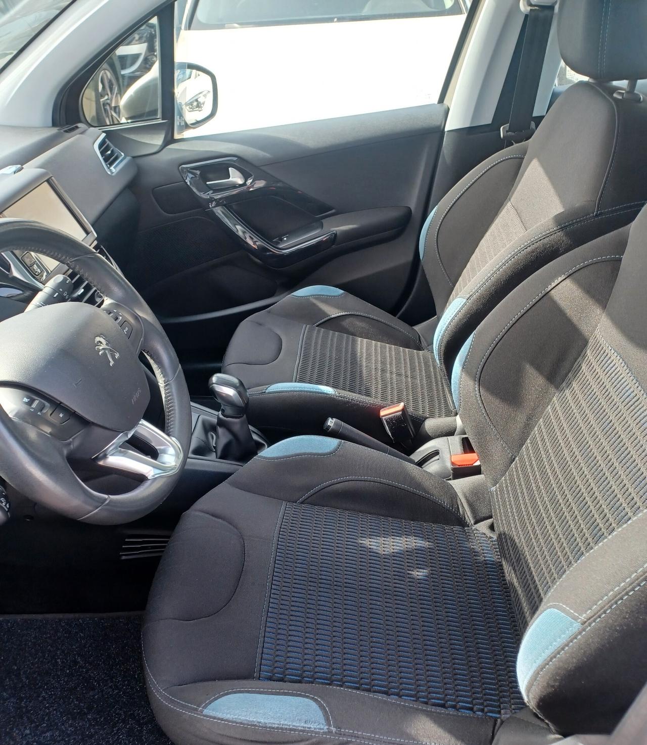 Peugeot 208 1.6 e-HDI 5 porte Allure ANNO 2015